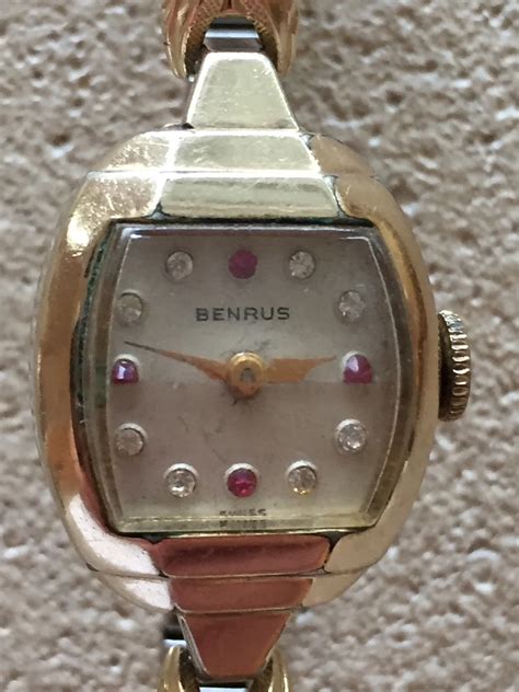 how to identify benrus watch